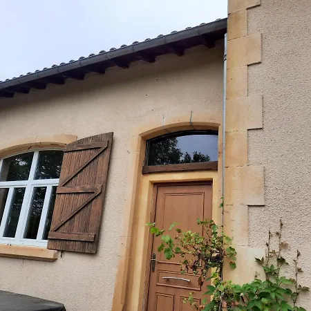 Chez Line Et Pierre: Spacieux, Lumineux Et Equipe Apartment