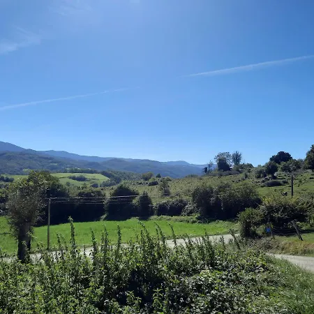 Appartement Chez Line Et Pierre: Spacieux, Lumineux Et Equipe *
