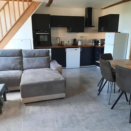 Chez Line Et Pierre: Spacieux, Lumineux Et Equipe Apartment *