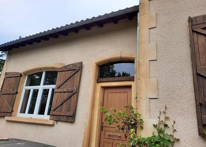 Chez Line Et Pierre: Spacieux, Lumineux Et Equipe Apartment